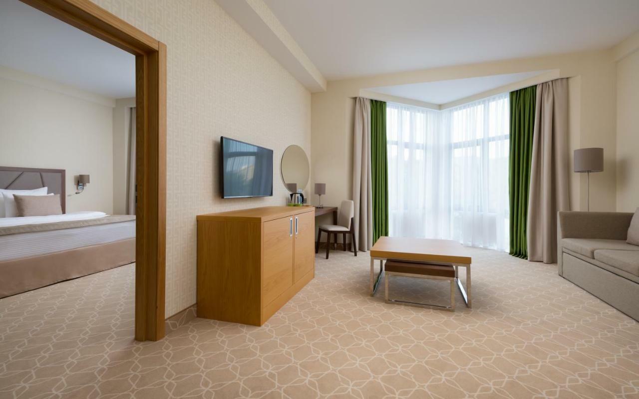 Green Resort Hotel And Spa Kislovodsk Eksteriør bilde